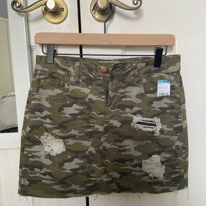 Camo mini skirt size XS